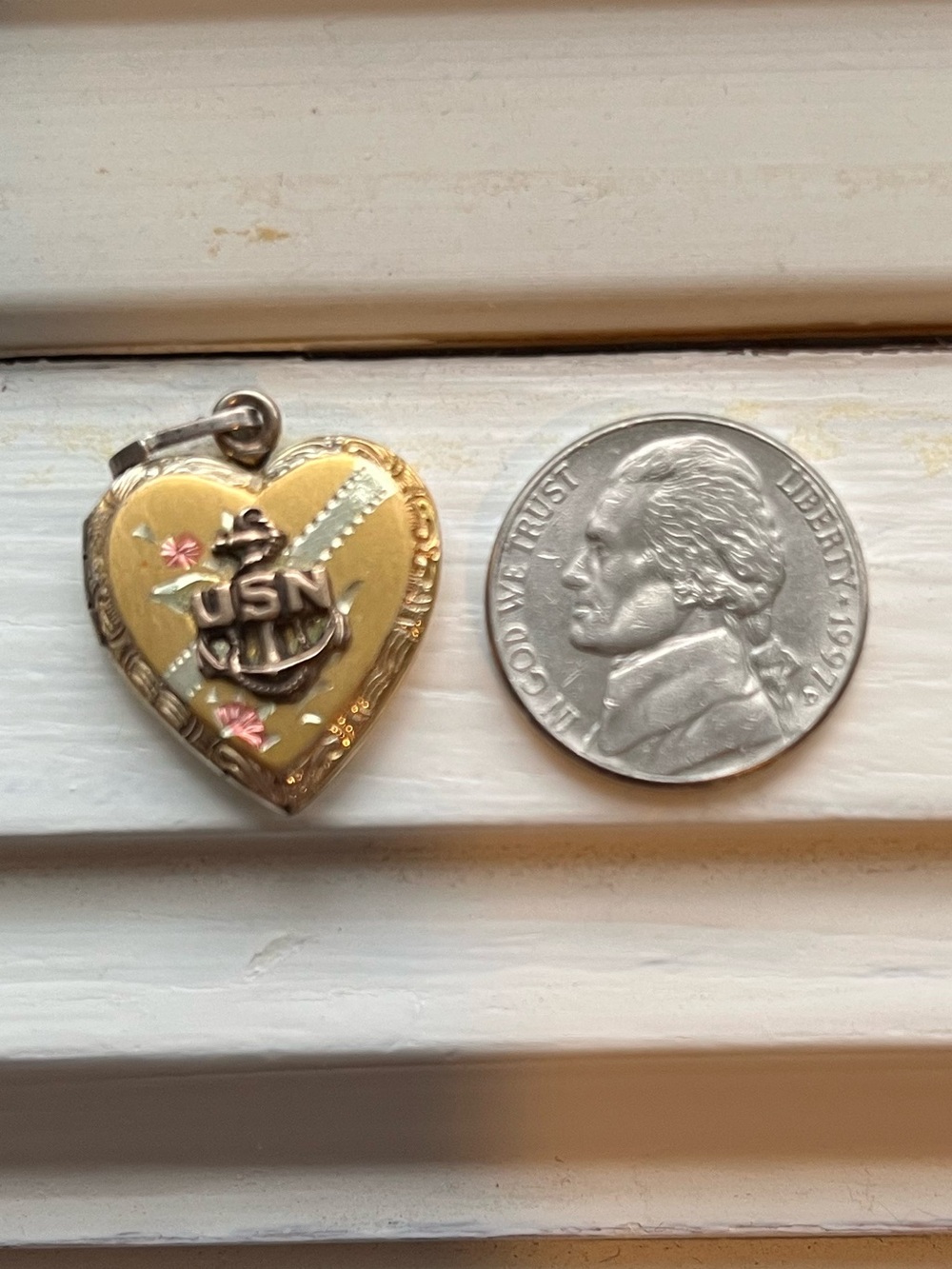 Vintage Sweetheart Heart Pendant US Navy WW II - Picture 5 of 6